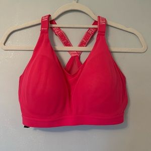 Victoria Sport Adjustable Sport Bra